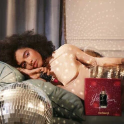 Cacharel - Yes I Am Coffret Eau De Parfum Et Son Vaporisateur De Sac -Parfumerie Burdin Boutique cacharel yes i am coffret eau de parfum et son vaporisateur de sac 2