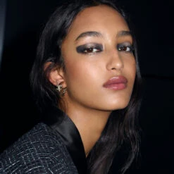 Chanel Le Volume De Chanel Mascara Volume -Parfumerie Burdin Boutique chanel le volume de chanel mascara volume 4