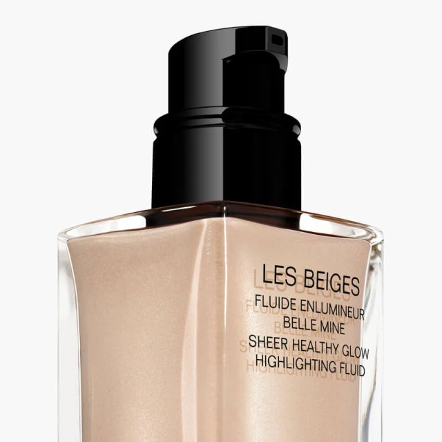 Chanel Les Beiges Fluide Enlumineur Enlumineur De Teint Effet Irisé, Belle Mine Lumineuse Visage Et Corps 2 Chanel Les Beiges Fluide Enlumineur Enlumineur De Teint Effet Irisé, Belle Mine Lumineuse Visage Et Corps – Image 2