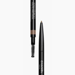 Chanel Stylo Sourcils Haute Précision Définition Sourcils Extrême Finesse -Parfumerie Burdin Boutique chanel stylo sourcils haute precision definition sourcils extreme finesse 1
