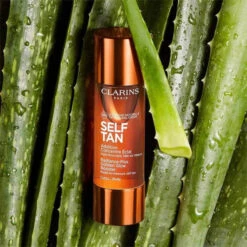 Clarins - Addition Concentré Éclat Corps Auto-Bronzant Corps -Parfumerie Burdin Boutique clarins addition concentre eclat corps auto bronzant corps 2