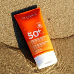 Clarins - Crème Solaire SPF 50 + Très Haute Protection Corps - Hydratation Et Confort -Parfumerie Burdin Boutique clarins creme solaire corps spf 50 3