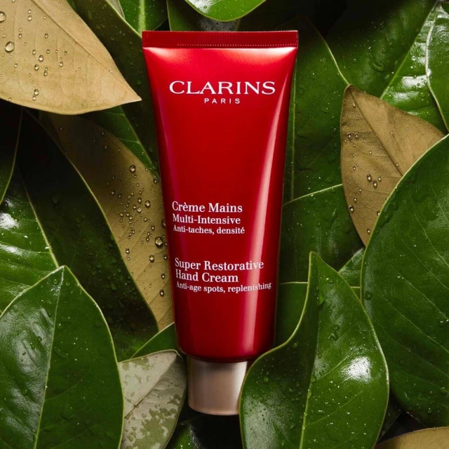 Clarins - Multi-Intensive Crème Mains Anti-taches 2 Clarins - Multi-Intensive Crème Mains Anti-taches – Image 2