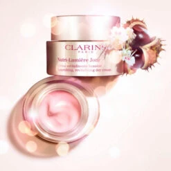 Clarins - Nutri-Lumière Jour Crème Revitalisante Lumière -Parfumerie Burdin Boutique clarins nutri lumiere jour creme revitalisante lumiere 4