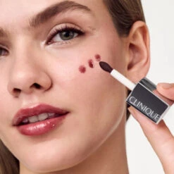 Clinique - Clinique Pop Huile Pour Lèvres Et Joues -Parfumerie Burdin Boutique clinique pop huile pour levres et joues 2