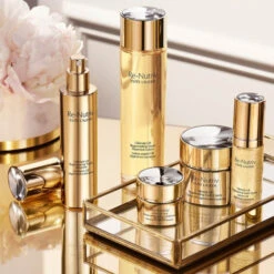 Estee Lauder Estée Lauder - Re-Nutriv Ultimate Lift Lotion Expert Lift Régénérante Jeunesse -Parfumerie Burdin Boutique estee lauder re nutriv ultimate lift lotion expert lift regenerante jeunesse 3