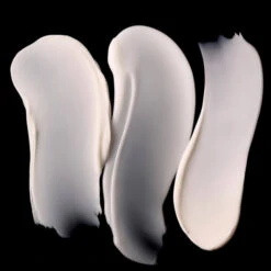 Estee Lauder Estée Lauder - Re-Nutriv Ultimate Diamond Crème Riche Révélatrice D'Énergie -Parfumerie Burdin Boutique estee lauder renutriv ultimate diamond creme riche revelatrice d energie 2