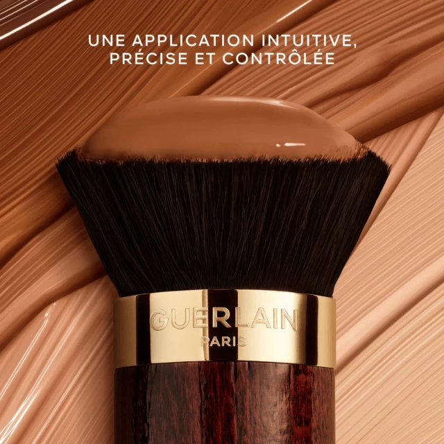 Guerlain - Terracotta Le Teint Kabuki Brush Pinceau Fond De Teint 2 Guerlain - Terracotta Le Teint Kabuki Brush Pinceau Fond De Teint – Image 2