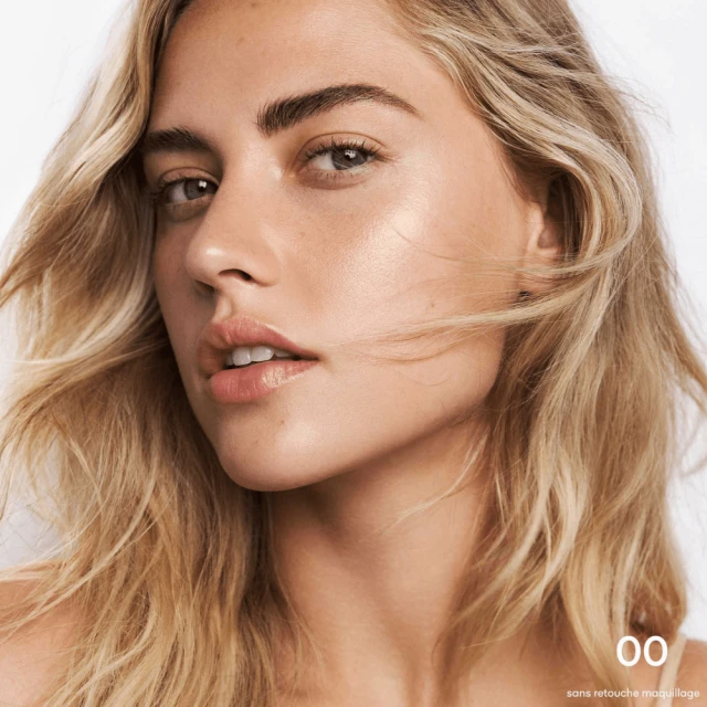 Guerlain - Terracotta Luminizer La Poudre Enlumineur - 96% D'ingrédients D'origine Naturelle Éclat Scintillant & Doré 3 Guerlain - Terracotta Luminizer La Poudre Enlumineur - 96% D'ingrédients D'origine Naturelle Éclat Scintillant & Doré – Image 3