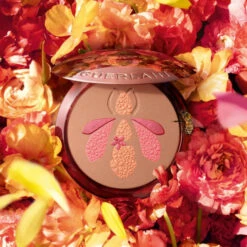 Guerlain - Terracotta Superbloom La Poudre éclat Bonne Mine Naturelle -Parfumerie Burdin Boutique guerlain terracotta superbloom la poudre eclat bonne mine naturelle 1