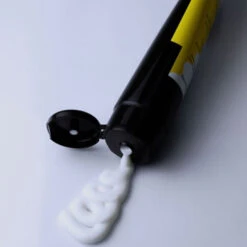 Hair Rituel By Sisley - La Crème Soin Des Boucles Cheveux Bouclés à Frisés -Parfumerie Burdin Boutique hair rituel by sisley la creme soin des boucles cheveux boucles a frises 3