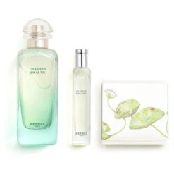 Hermès - Un Jardin Sur Le Nil Coffret Eau De Toilette Avec Son Vaporisateur De Sac Et Son Savon Parfumé -Parfumerie Burdin Boutique hermes un jardin sur le nil coffret eau de toilette avec son vaporisateur de sac et son savon parfume 2