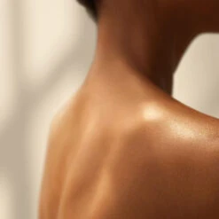 La Mer - Le Baume-Huile Régénérant Corps -Parfumerie Burdin Boutique la mer le baume huile regenerant corps 2