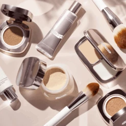 La Mer - Le Pinceau Fond De Teint -Parfumerie Burdin Boutique la mer le pinceau fond de teint 3