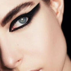 Le Rouge Français - Indigo Céleste Crayon Yeux 9 Le Rouge Français - Indigo Céleste Crayon Yeux -Parfumerie Burdin Boutique le rouge francais indigo celeste crayon yeux 3