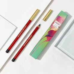 Le Rouge Français - Indigo Céleste Crayon Yeux 10 Le Rouge Français - Indigo Céleste Crayon Yeux -Parfumerie Burdin Boutique le rouge francais indigo celeste crayon yeux 4