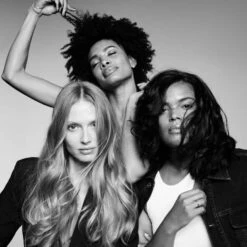 Olaplex - N°9 Sérum Protecteur Nourrissant Sans Rinçage -Parfumerie Burdin Boutique olaplex n9 serum protecteur nourrissant sans rincage 3