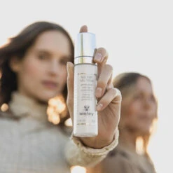 Sisley - All Day All Year Soin Essentiel De Jour Anti-âge -Parfumerie Burdin Boutique sisley all day all year protection anti age essentielle 3
