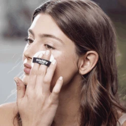 Sisley - Phyto-Poudre Libre Poudre Libre Ultra Légère Unifiante Matifiante -Parfumerie Burdin Boutique sisley phyto poudre libre poudre libre ultra legere unifiante matifiante 2