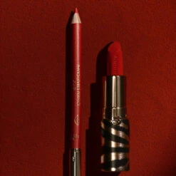 Sisley - Phyto-Rouge Velvet Rouge à Lèvres Mat Velours Double Protection -Parfumerie Burdin Boutique sisley phyto rouge rouge a levres mat velours double protection 5