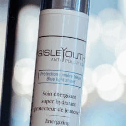 Sisley - Sisleyouth Anti-pollution Soin énergisant Super Hydratant Protecteur De Jeunesse -Parfumerie Burdin Boutique sisley sisleyouth anti pollution soin energisant super hydratant protecteur de jeunesse 1