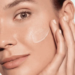 Valmont - Vital B. Fluide Revitalisant Visage 15 Valmont - Vital B. Fluide Revitalisant Visage -Parfumerie Burdin Boutique valmont vital b fluide revitalisant visage 7